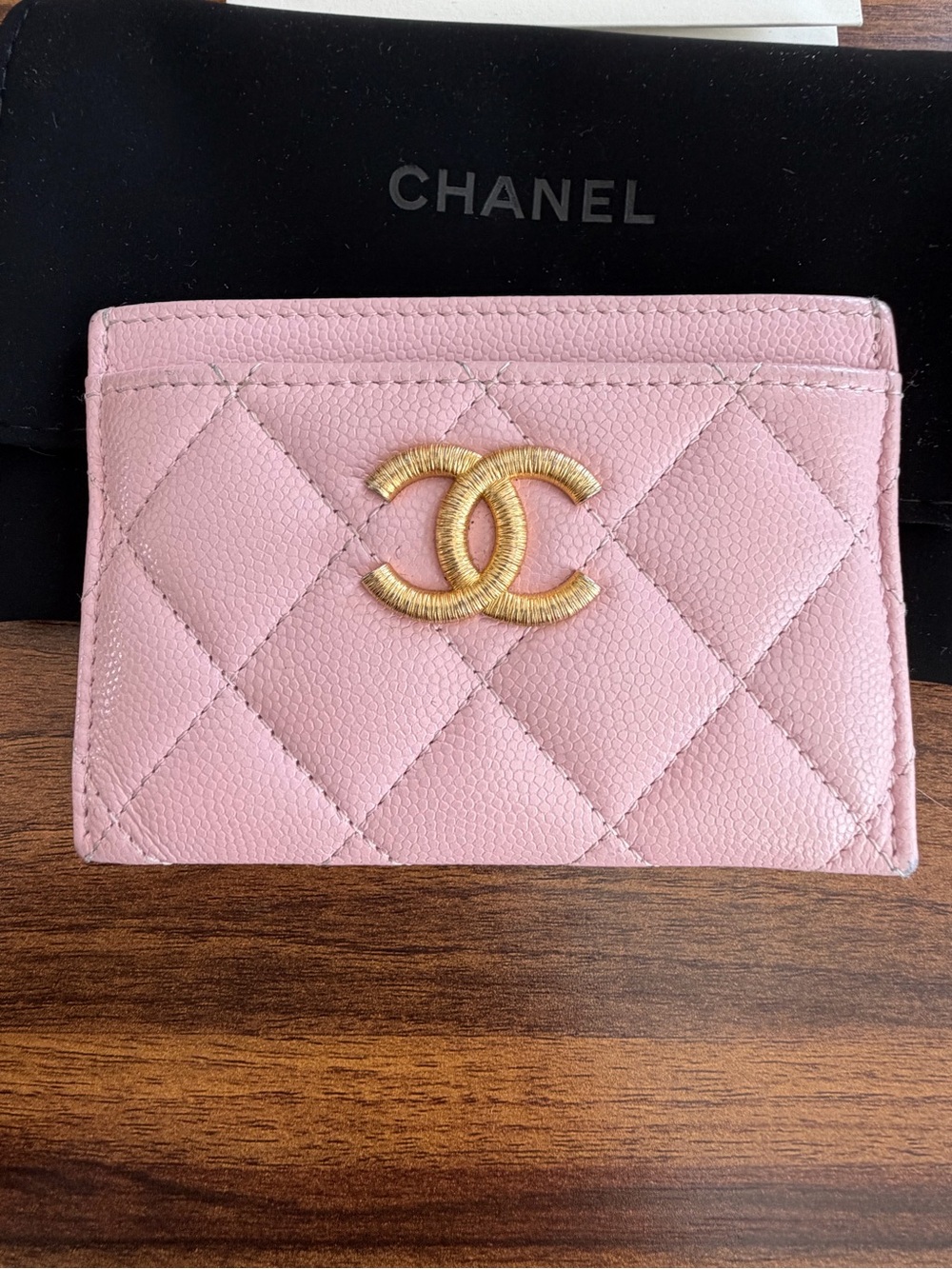Authentic Chanel Pink Quilted Card Holder with Gold CC Logo - Picture 2 of 9
